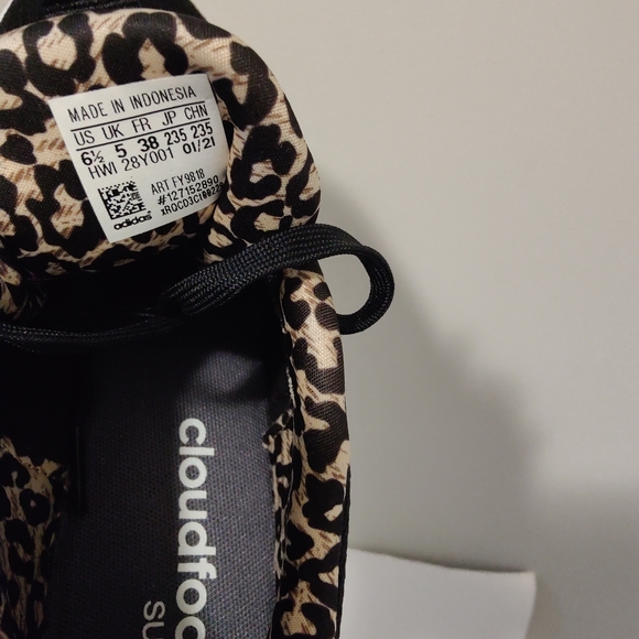 Adidas Women's Puremotion Running Shoe - Picture 4 of 6